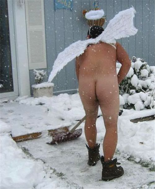 naked-snow-angel1.jpg