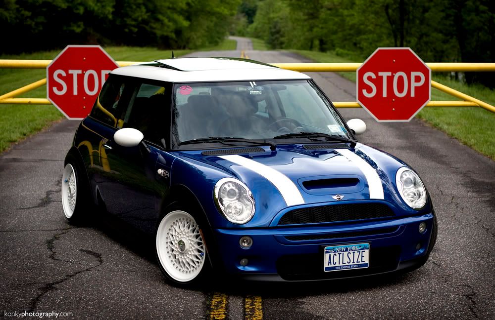 I have to admit they look MUCH better in white especially on a slammed Mini