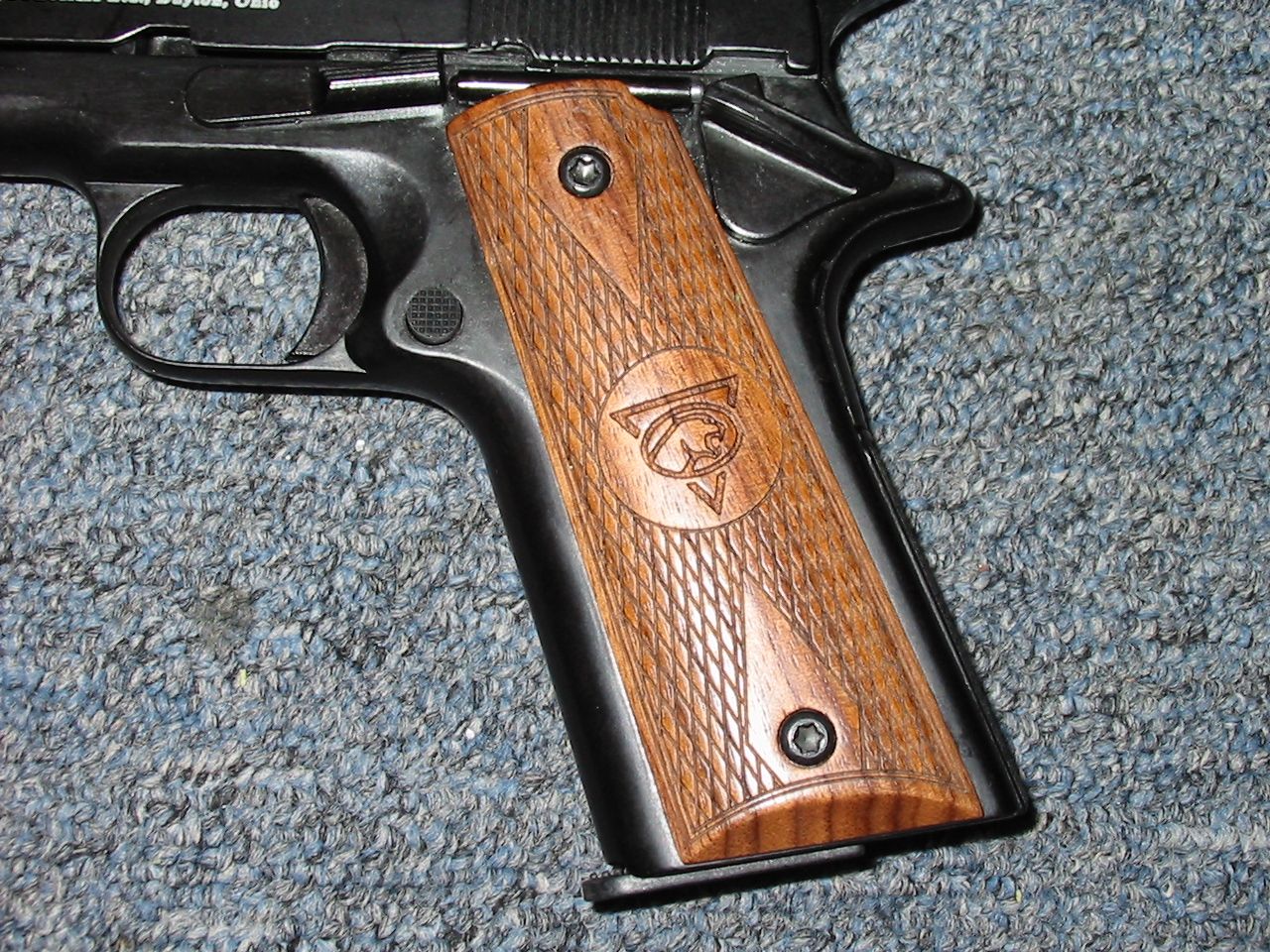 Chiappa 1911 Grips