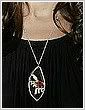 http://i579.photobucket.com/albums/ss240/calwen_photo/Ashley_Greene/Nepojmenovan3-13.jpg