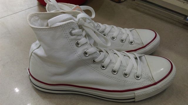 Dr.marten 2013 SIZE 7 giá 700k VÀ CONVERSE SIZE 7 400K GIÁ ĐI NHANH  BAO CHECH STORE - 6