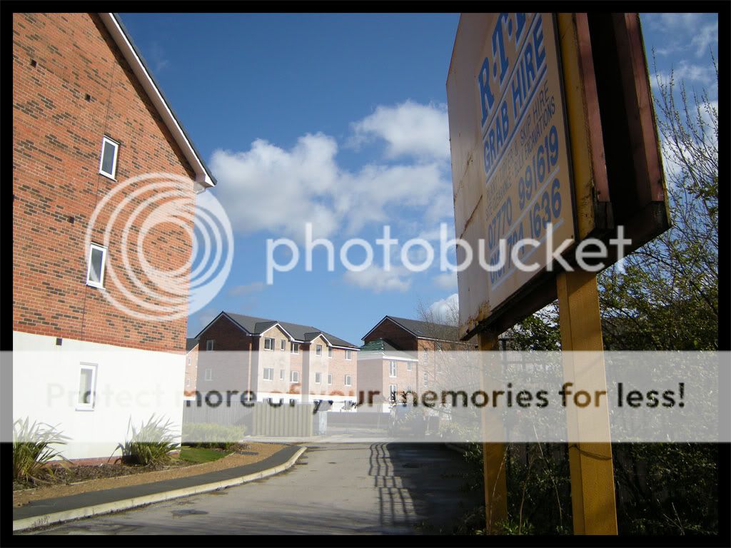 Abandoned housing estate (Manchester) | Overclockers UK Forums